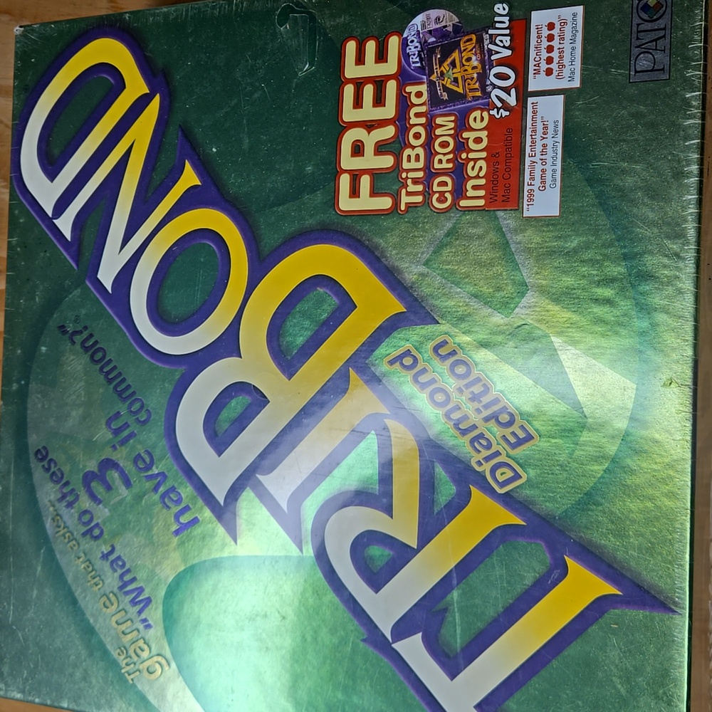 Vtg 2000 TriBond Diamond Edition Board Game